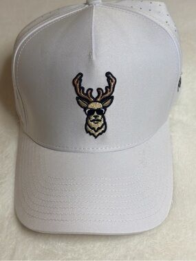 Men's White Baseball Cap with Embroidered Stag Emblem
